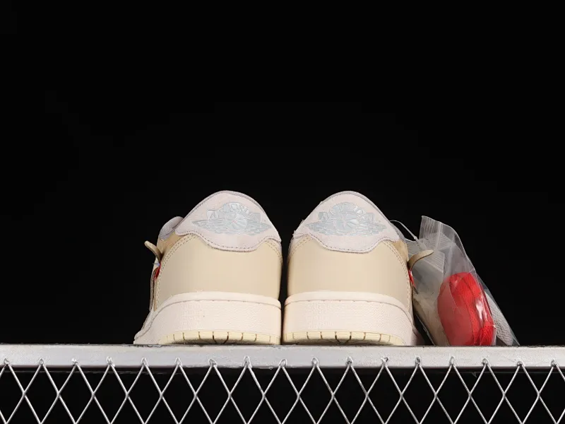 All categories Air Jordan Jordan series basketball shoes Air Jordan 1 Low Off White x Air Jordan 1 Low "Custom" AJ1 Joe 1 beige joint cultural low-top casual sneakers CZ0790-102